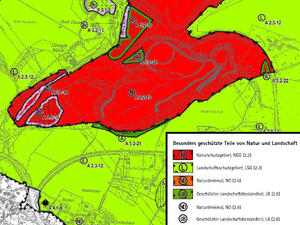 Bild vergrößern: Ausschnitt aus dem Landschaftsplan des Kreis Mettmann mit rot-gelben Markierungen.