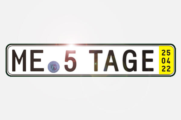 Bild vergrößern: KFZ-Kennzeichen mit den Initialen: "ME 5 Tage".