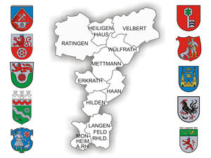 Bild vergrößern: Umriss des Kreises Mettmann untergliedert in seinen Städten, links und rechts sind die Wappen der zehn kreisangehörigen Städte.