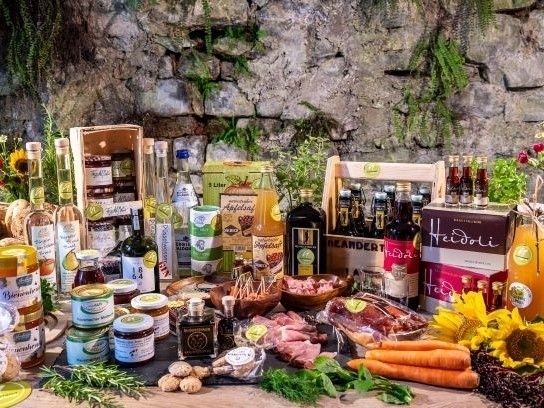 Bild vergrößern: 1Dominik Ketz_TYPISCH neanderland_Produktfoto