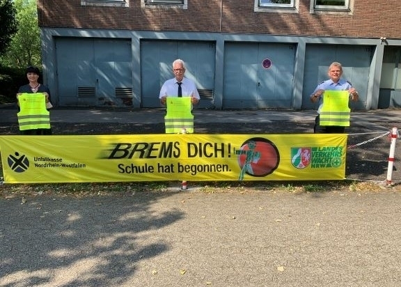 Bild vergrößern: 200810VerkehrswachtSchulstart