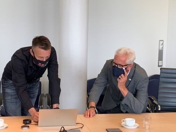 Bild vergrößern: Michael  Vieten Landrat Thomas Hendele