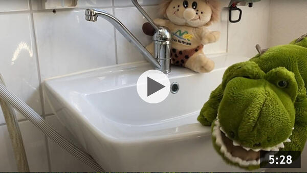 Zahnputzkrokodil Micki grüßt alle Kinder im Kreis Mettmann