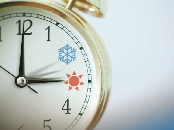 Bild vergrößern: uhr-winterzeit
