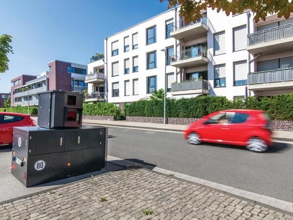 Bild vergrößern: TraffiStar S350