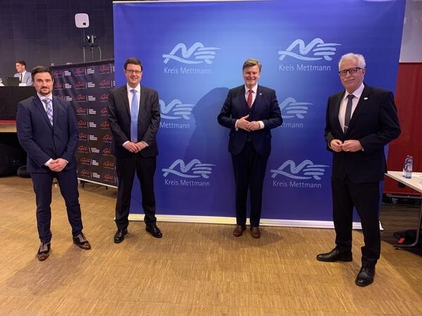 Bild vergrößern: Christian Schlzel, Philipp Gilbert, Martin M. Richter Thomas Hendele